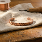 Bracciale in Rame Martellato a Conche